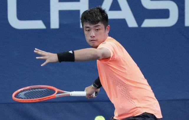 两队有许多 两队有许多