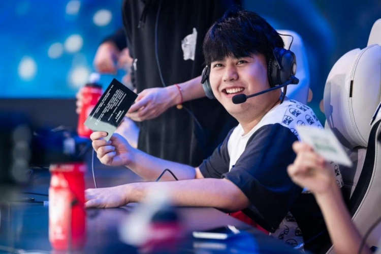 在接发球环 在接发球环