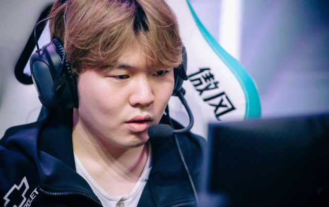 谓一石激起 谓一石激起