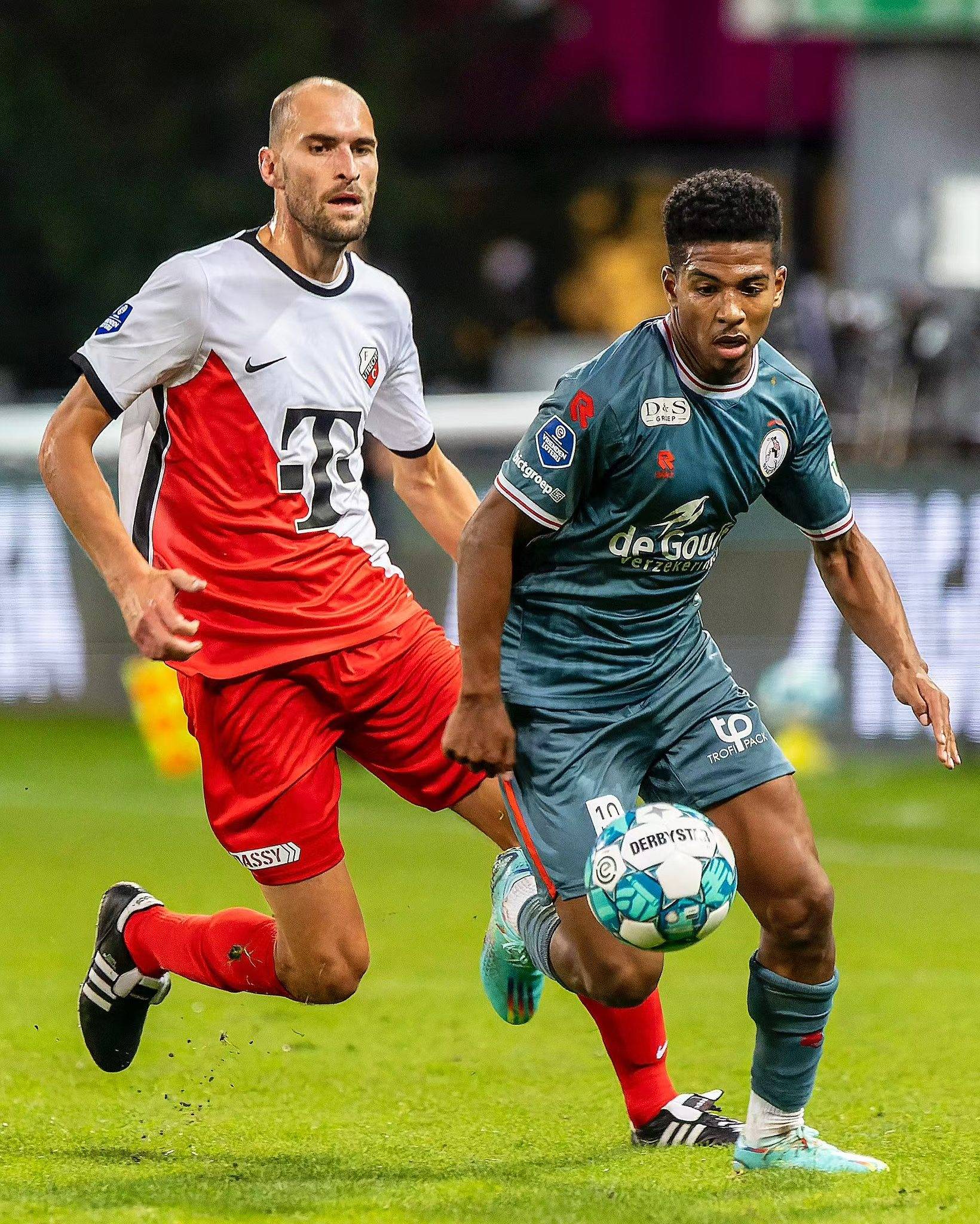 之间的交流 之间的交流