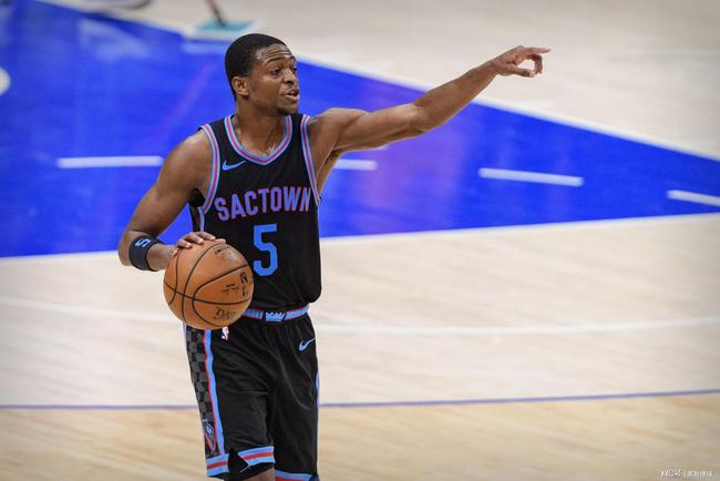 面前游刃有 面前游刃有