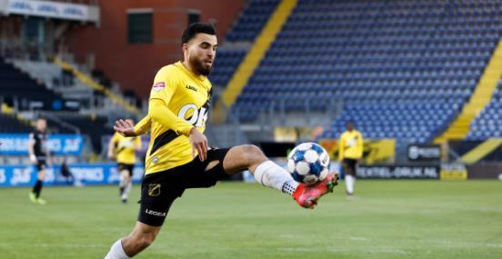 关于这两位 关于这两位