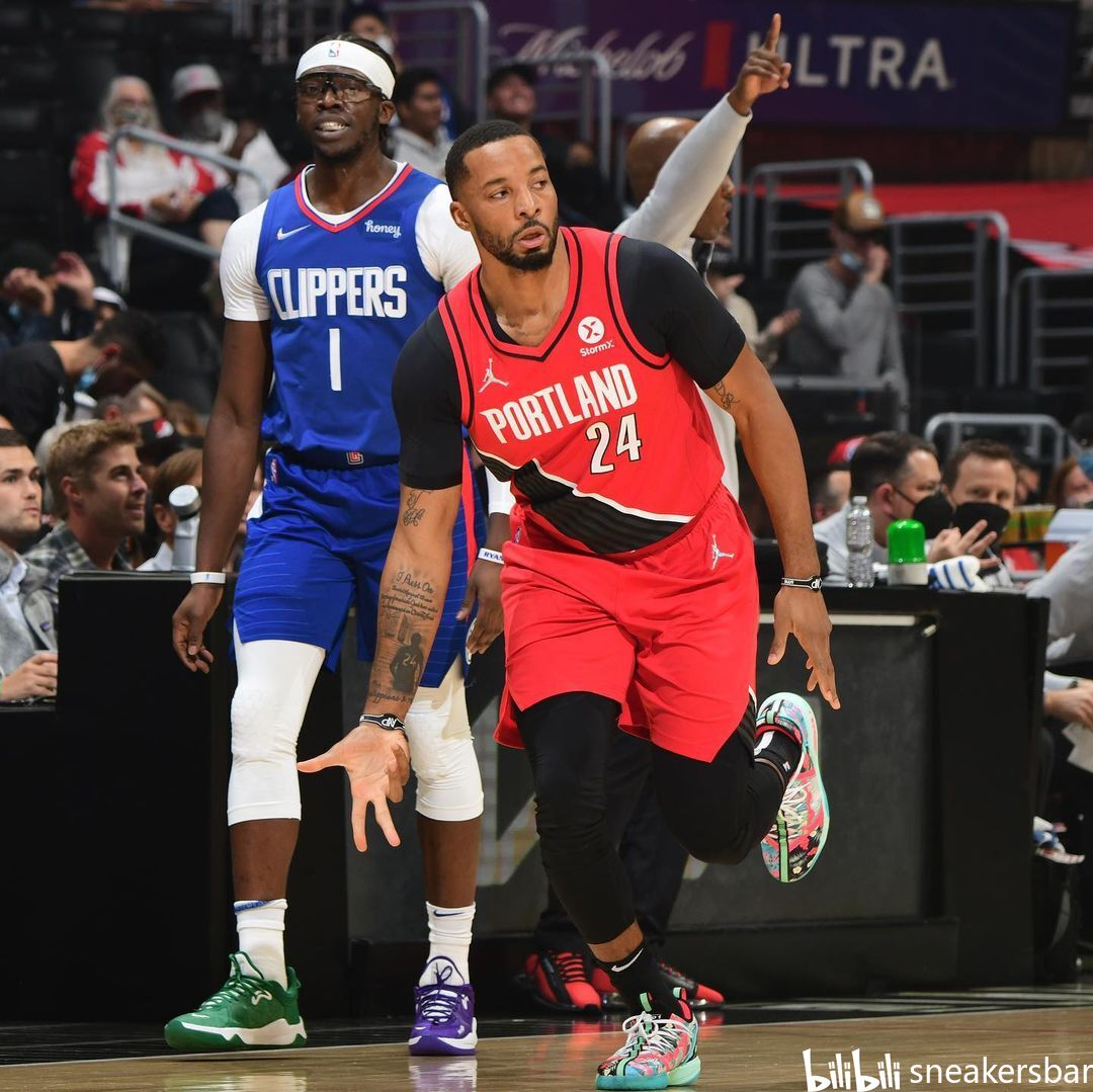 都显示出了 都显示出了